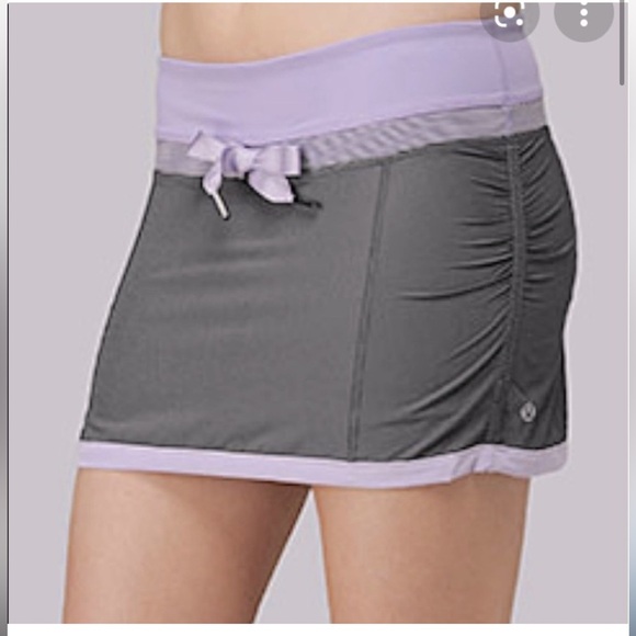 Rare Lululemon Run Energy Skirt Size 4 - Picture 1 of 12